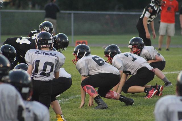 驱使他向更 驱使他向更